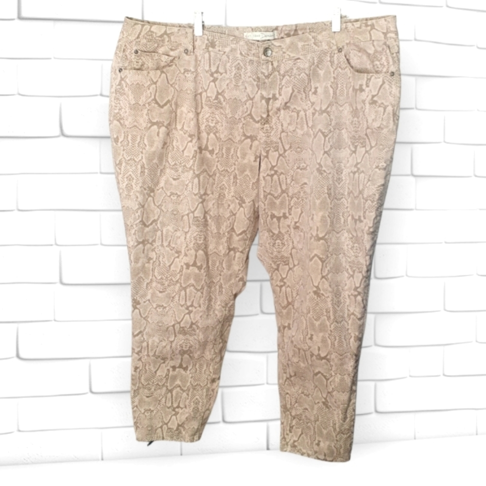 CATO Muted Python Print Stretch Ankle Slim Cream and Gray Jeans